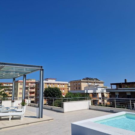 Acca Residence Террачина Экстерьер фото