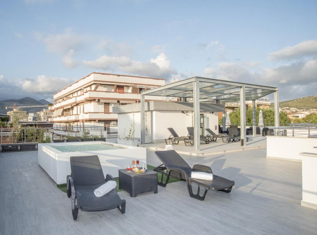 Acca Residence Террачина Экстерьер фото