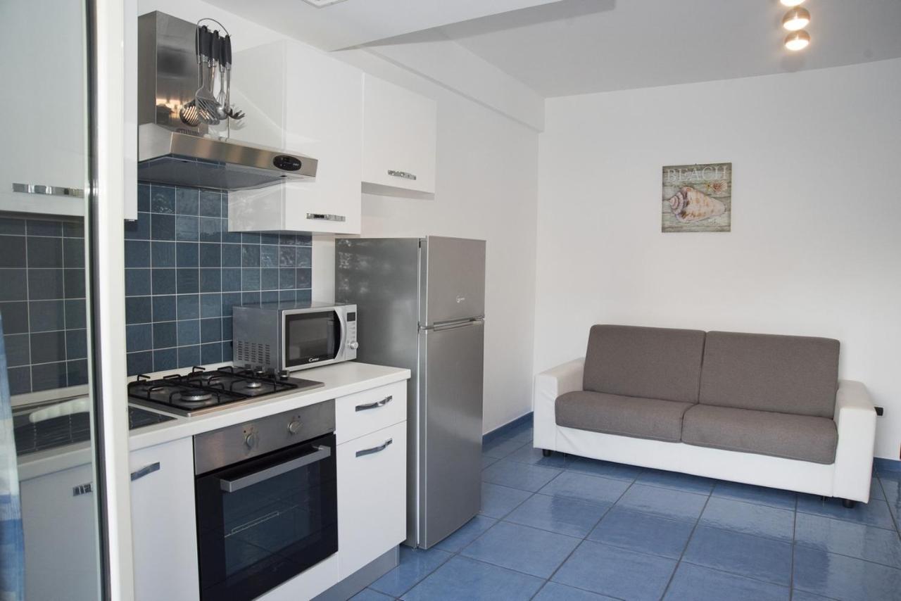 Acca Residence Террачина Экстерьер фото